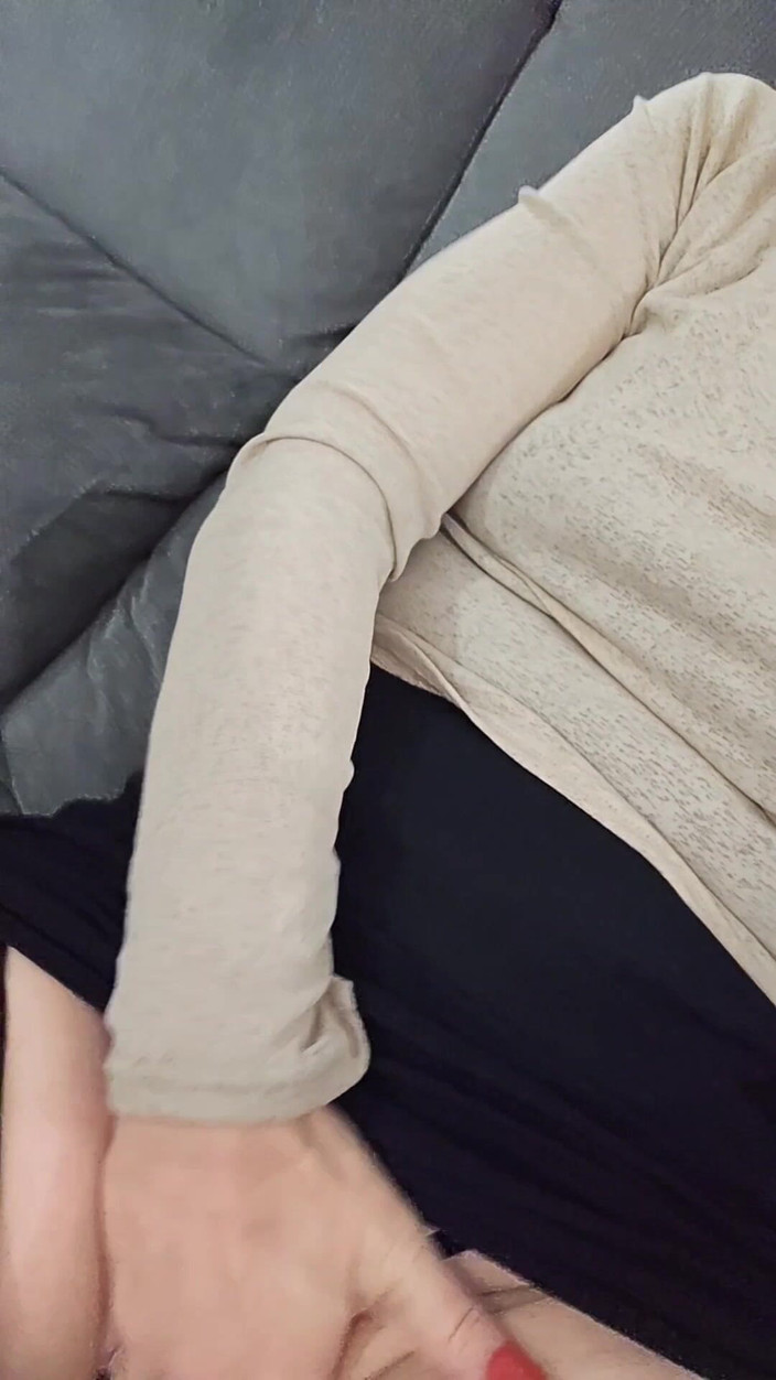 Sofy13: Büyük Bir Seks Arzum Var, Sen Bana Katılmak Istemiyorsun