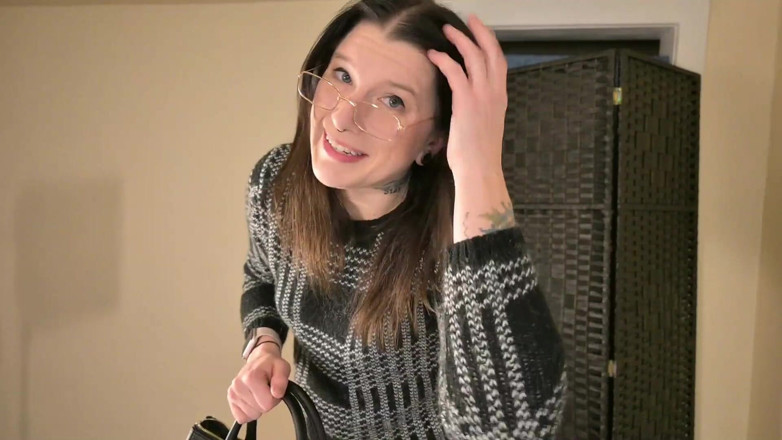 Missellie8: Step Mom Welcomes You Home