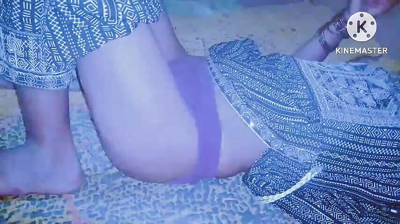 Bhabhi: Jija Sali menjolok dengan ais krim