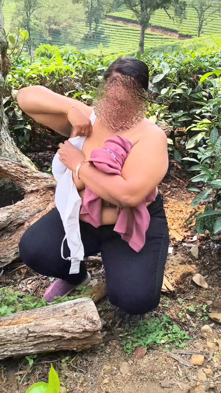 Anne Ipe: Desi Wife Enjoying Nude Show at Balcony on Her Vacation