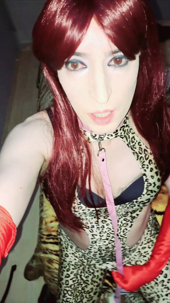 Tammy sissy slave: Sebelum menghisap zakar