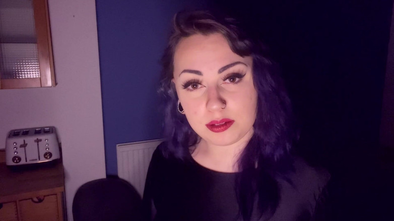 Miss Valentina: Pay mich oder wifey findet es heraus