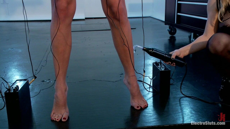 Electrosluts by Kink: Fresh Meat Back for More!
