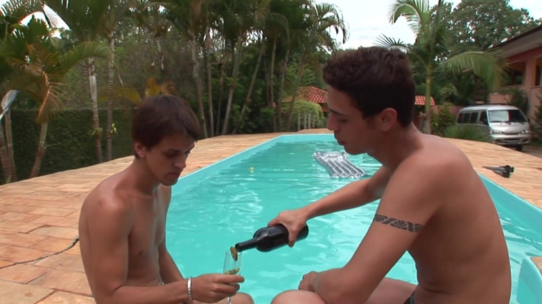 Gay Planet: Gay poolside fun - Movie