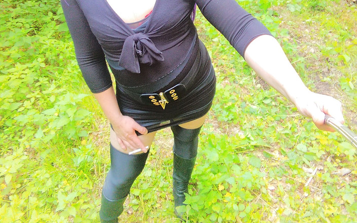 Lilicross: 暗い森の中へ