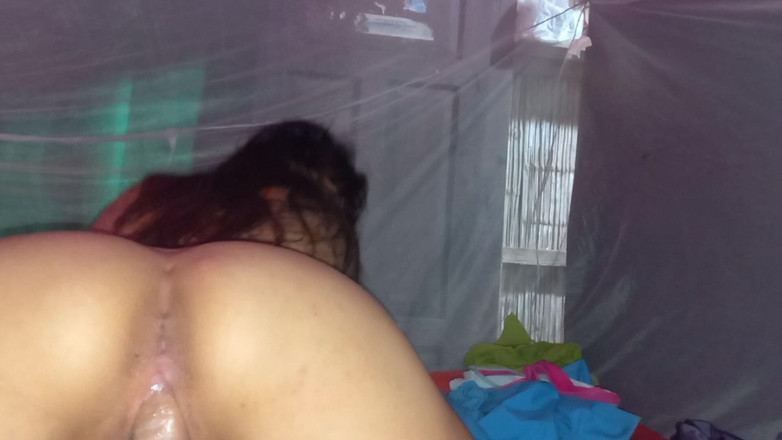 Martin13: Kochana dziewczyna oddaje całą swoją miłość swojemu chłopakowi