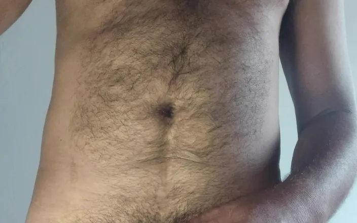 Solobator: Watching Porn, Masturbating Thinking About Ass