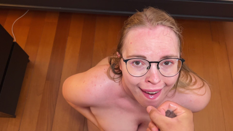 bitetwin9: Spuiten met mijn gezicht vol sperma