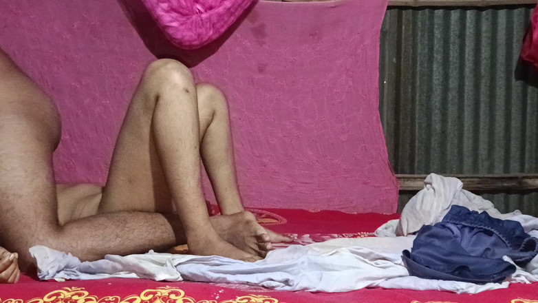 Viral: Mi esposa chupa mi gran polla y luego me follo...