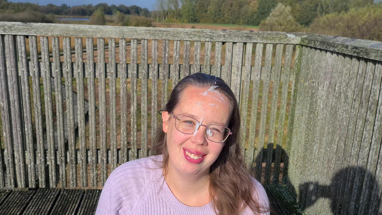 Alison Robell: Труби і камшот на обличчя у верхній частині оглядової вежі