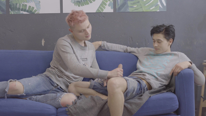 Gay Deluxe: Pesta zakar 3 dengan dua kembar miang