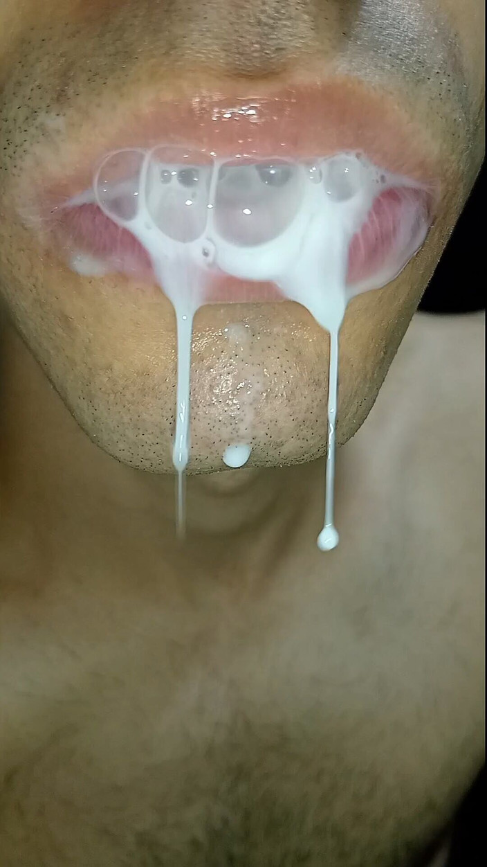 Rey rey: Ağzıma boşal, altılı paket, dölle oynuyorum ve yutıyorum, yakın çekim, eşcinsel...