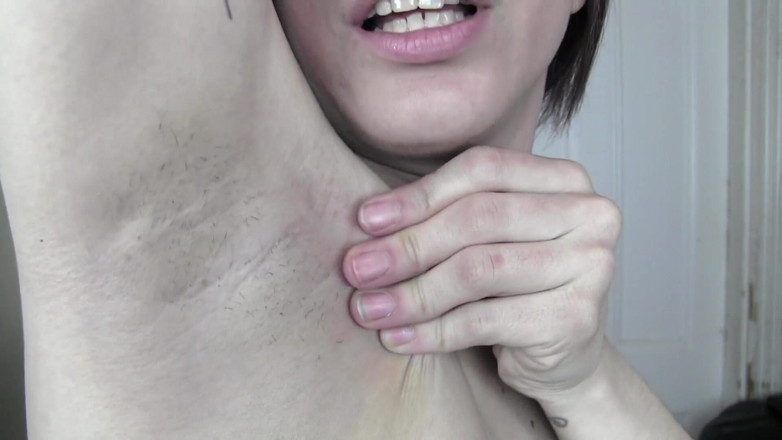 Quinn brooks: Smell My Armpits and Jerk It- Mov