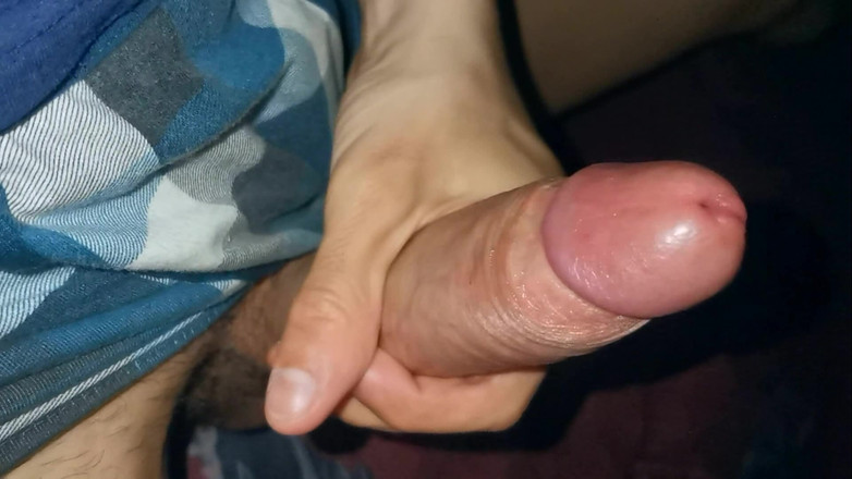 SEXY_GUYBEST: Masturbazione di un grande cazzo e orgasmo ravvicinato da un...