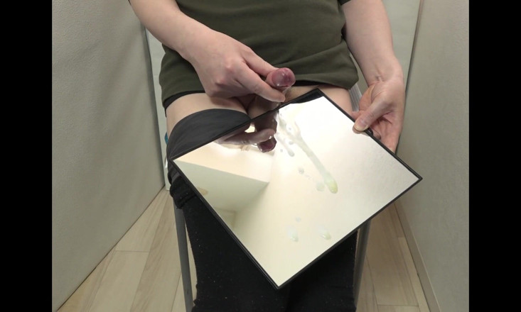 Magnum-dildo: Challenge inserting long dildo