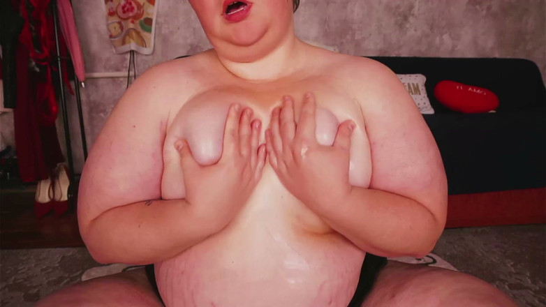 AssGives: Bbw oliate tette sculacciate