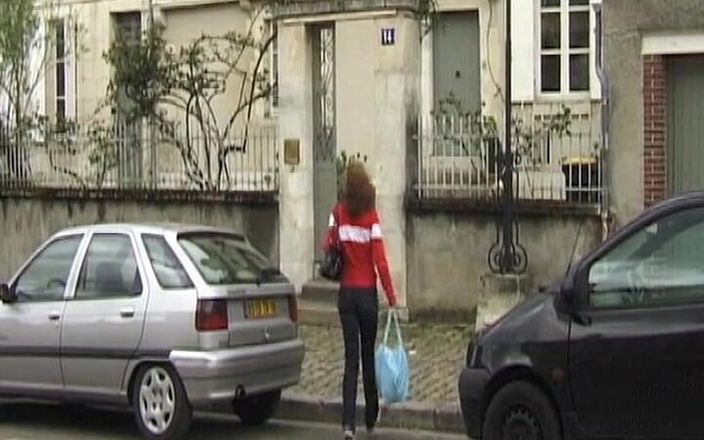 Monde Francais: Maduras francesas desagradables chupando pollas y complaciéndose las necesidades