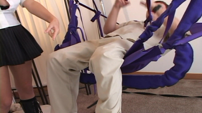 Dirty Dating Live: Une bite voyante tire la chatte d'une MILF aux petits...