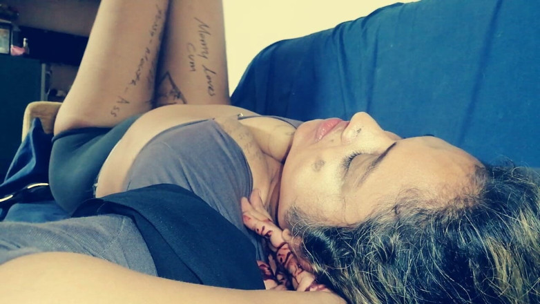 Tina Baby: Big Bhabhi Pussy - Desi Bhabhi Got Tiered and Thirsty It...