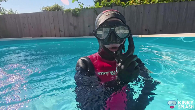 UKCuteGirl Lucy Lauren: Neopren-Pool Schwimmen Schnorcheln Atem hält im engen Nassanzug