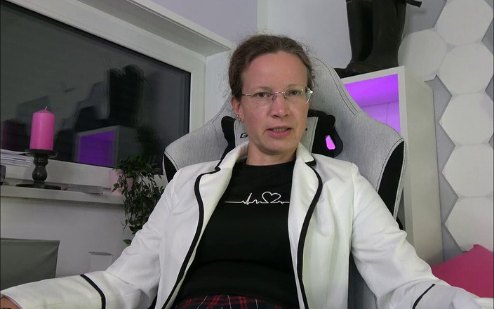 Annika Rose: Je vais te montrer ce que le loser a le...