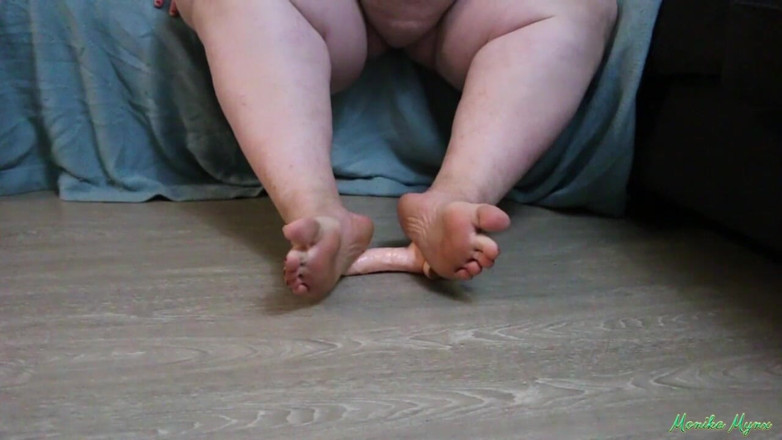 BBW Pleasures: Monika Mynx dildo stomping part 2