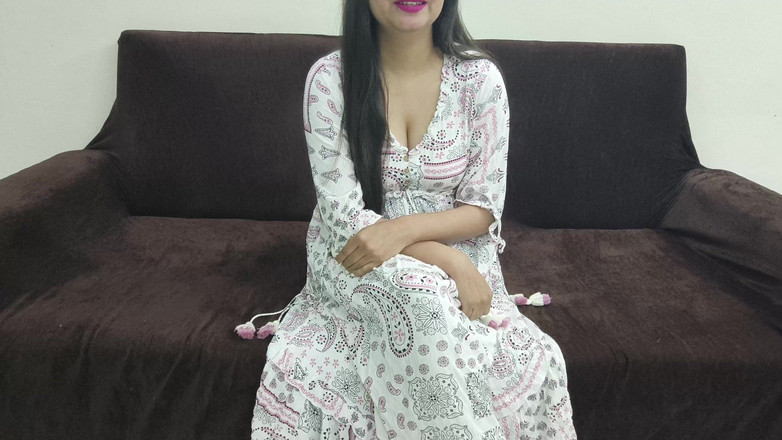 Saarabhabhi6: Abang ipar nakal ini lagi asik ganti baju di depan...