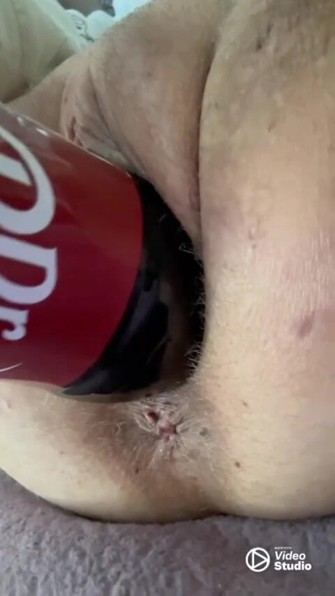 Silkyeye6969: Dr Pepper Is My Favorite Drink