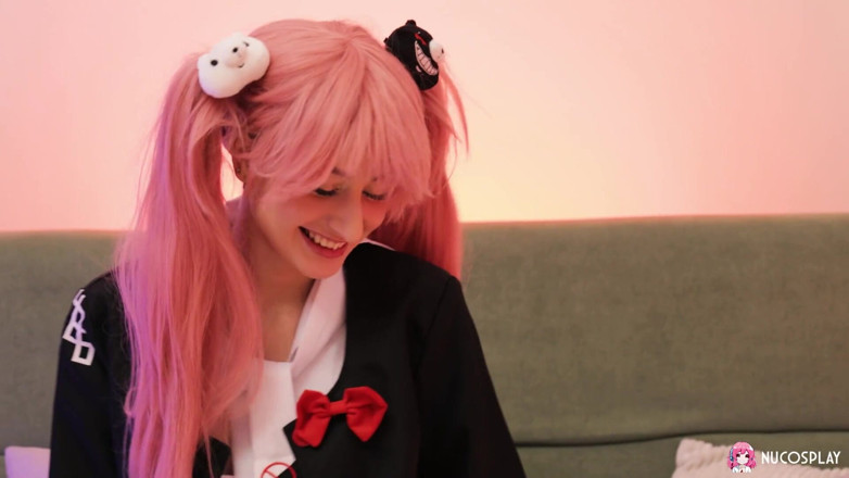 Nu Cosplay: Pelacur anime kurus sasha paige menganga memek kecilnya
