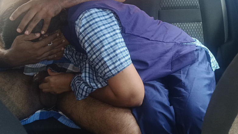 Palani69: 制服女孩与继父车内性爱 第2部分