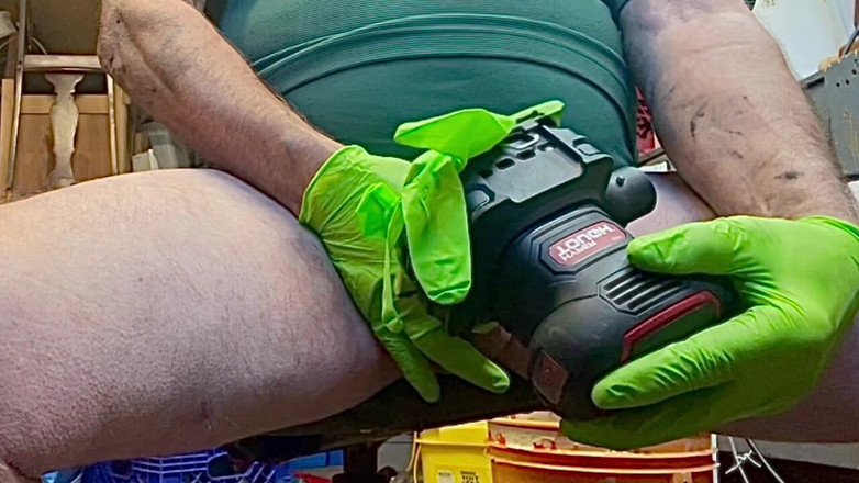 Ilovetoshowmyfun: इस सैंडर को चरमसुख के लिए उसके लंड को वाइब्रेट करते हुए देखें