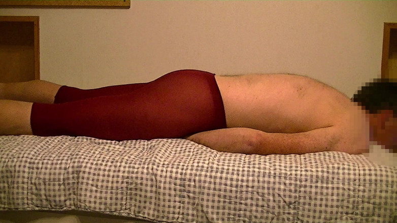 Mark Hannes: पेंटीहोज कूबड़ हस्तमैथुन