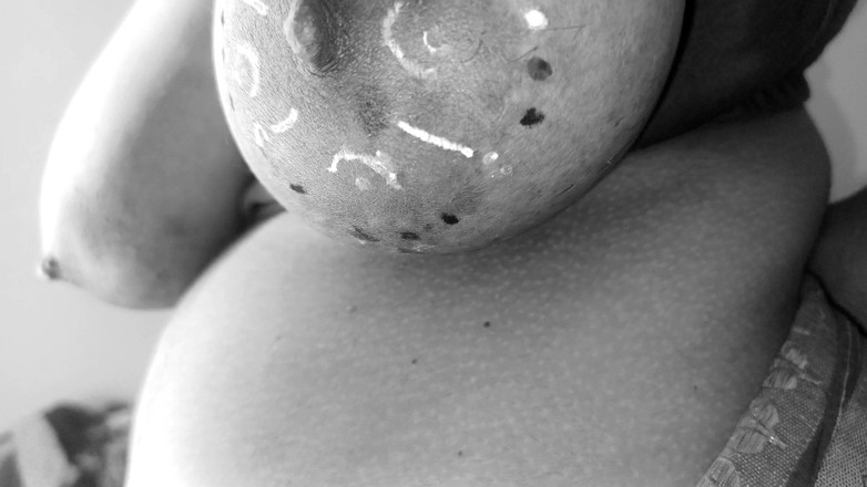 Wonder: Ev hanımı lezbiyen