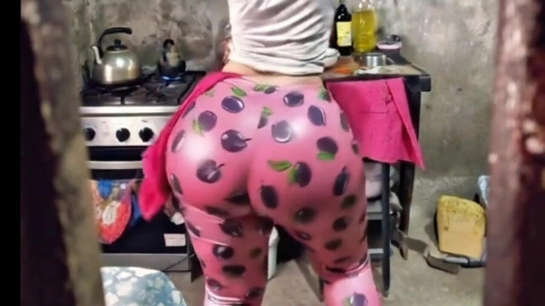 Xprohibidox1: Culona De Calza Rosa #3