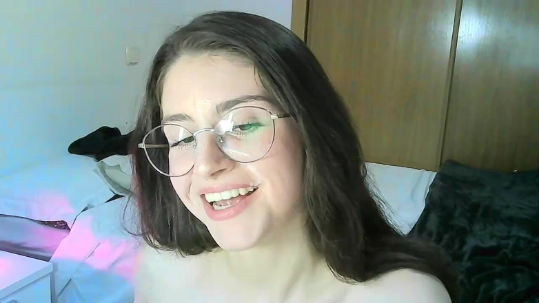 Shanaxnow: Nur mitglieder leben blowjob gesichtsbesamung