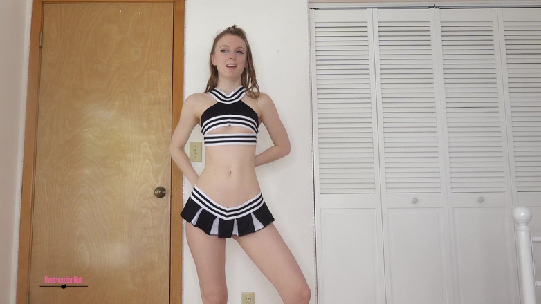 Destination Kat: Nackte kollegin