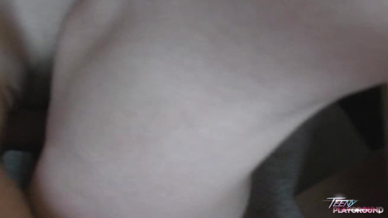 Czech Pornzone: Horny juicy hottie gets her wet cunt fuck