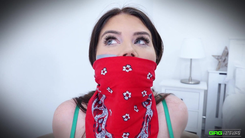 Gag Attack: Terri Lou - Various gags