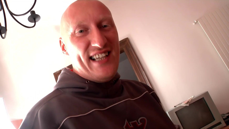 Casting GIRLS AND FIRST PORNO: Sexo a três corno, foda dura ao ar livre com...