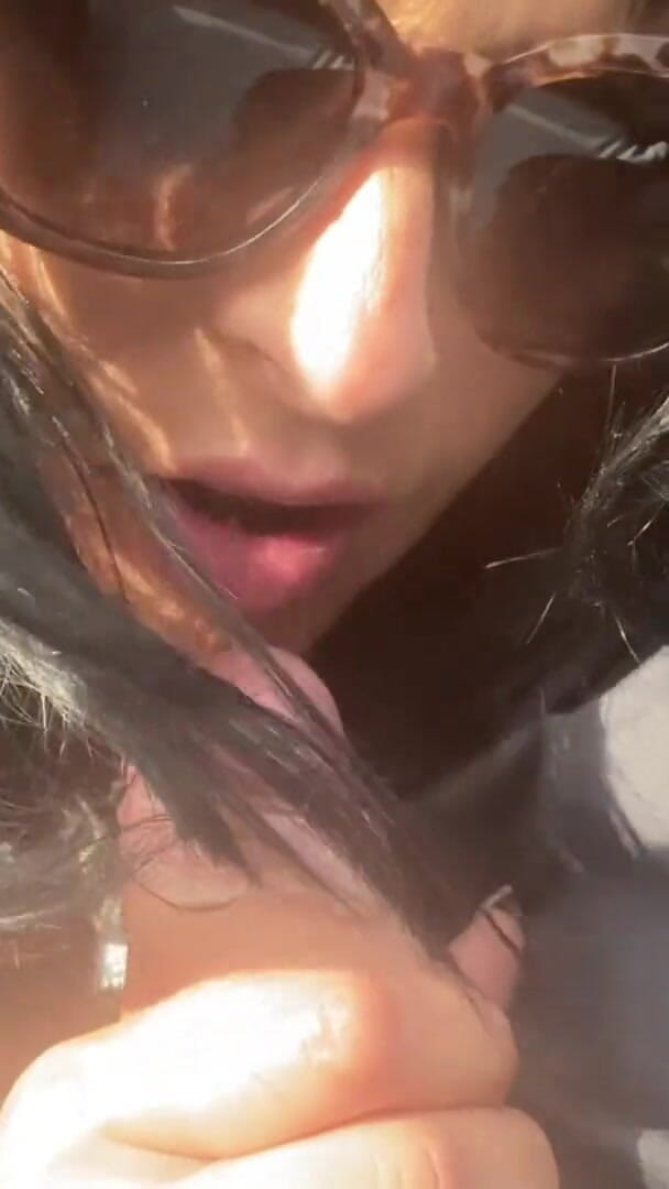 MilfyCalla: Milfycalla'nın 4 macerası ep 4 binişe ihtiyaç var b