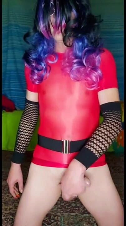 Lizzaali: This was my first unmasked clip in my sexy red...