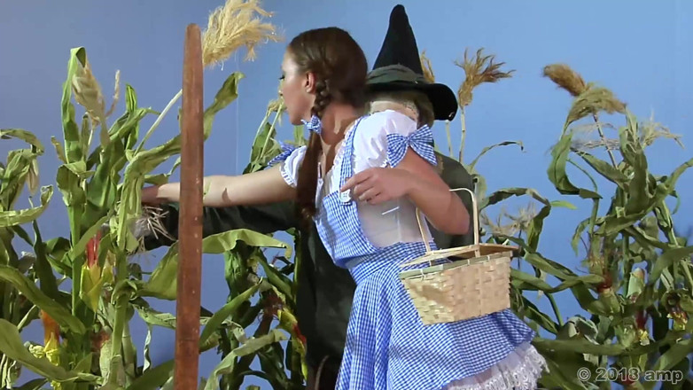 Adventures In Pornland: Ne Čaroděj z oz XXX - S4 - Alexis Adams &amp; Eric Swiss, cosplay šukání...