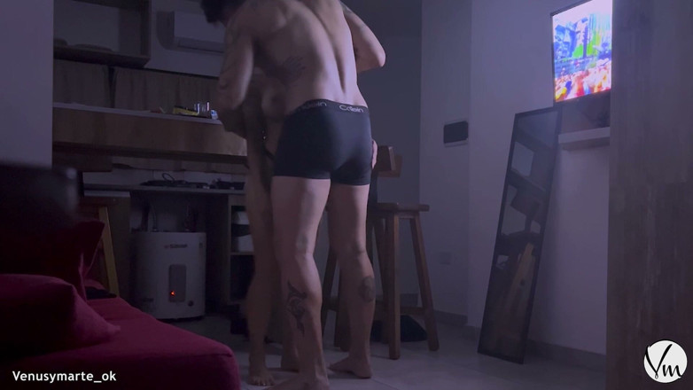 Venus y Marte: Tančíme na holou, cítím všechno - sex po párty