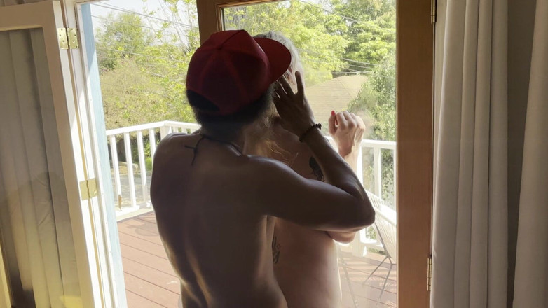 Kapri Sun: Promiscuous Neighbors