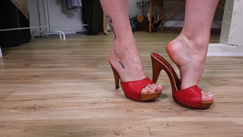 Sabdeluxe: Czerwone klapki