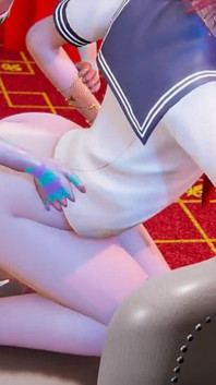 Yaoi - zwei Femboys ficken auf seiner stiefvater-couch
