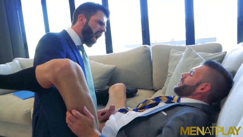 MenAtPlay: MENATPLAY odpowiedni Latino Hector De Silva anal pieprzy Axel Max