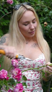 Shh! Somebody Can Notice Us Fucking in a Public Garden!