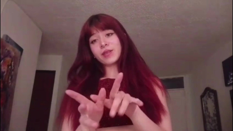 Elisabeth Garban: Dancing Sensual Show Petite Latina Ass Hole