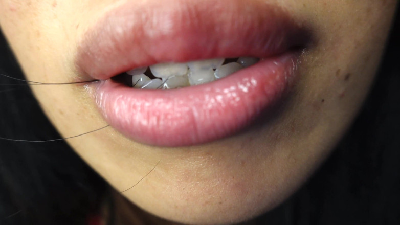 Asmr_mouth: Watch What This Mic Makes Me Do